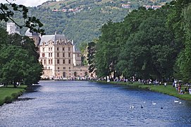 Château Lesdiguières y su parque