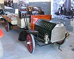 Den äldsta bevarade lastbilen från Tidaholms Bruk, en "kombinerad person och lastautomobil", tillverkad år 1907.