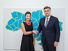 ウクライナのマリーナ・ポロシェンコ大統領夫人と（2018年8月20日）