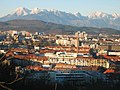Glavni grad Ljubljana, pogled s Ljubljanskog grada nasuprot sjeveru. U pozadini su Kamniško-Savinjske Alpe