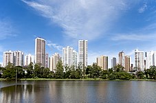 Vista do lago Igapó em Londrina