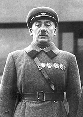 Genrih Jagoda, ministar unutrašnjih poslova i šef NKVD-a, nakon neslaganja s provođenjem Velike čistke biva smijenjen, zatvoren i pogubljen