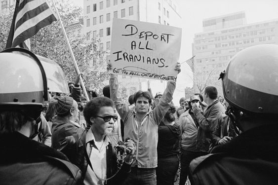 تظاهرات ضد ایرانی برای بحران گروگان‌گیری در سفارت ایالات متحده آمریکا در واشینگتن، دی سی