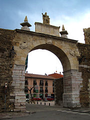 Arco de Puerta Castillo