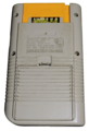 В Game Boy вставлен картридж с игрой.