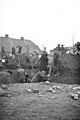 Juden bauen Luftschutzgräben unter Aufsicht des RAD, Uniejow, Polen, Mai 1941
