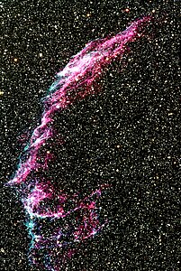 1996年にキットピーク国立天文台のCWRU Burrell シュミット望遠鏡で撮影されたNGC 6992/6995。