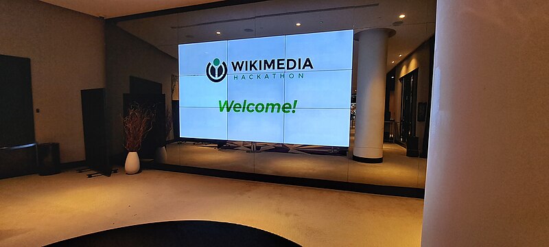 File:Wikimedia Hackathon 2024 welcoming screen.jpg