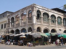 Gyarmati épület