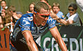 Lance Armstrong, coureur cycliste américain[23].