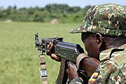 ウガンダ軍（56式自動歩槍）