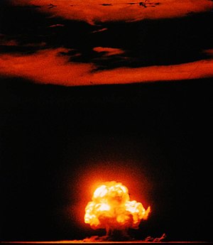 Pirmais atombumbas izmēģinājums