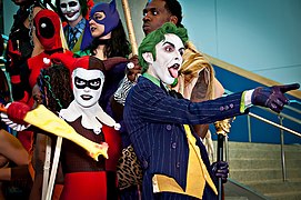 Big Wow 2013 - Harley Quinn & The Joker (8845880552).jpg