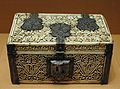 象牙の小箱。966年、アンダルスのウマイヤ朝スペイン。ルーヴル美術館蔵