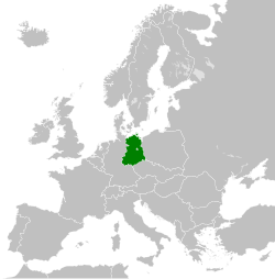 ดินแดนสาธารณรัฐประชาธิปไตยเยอรมนี (ประเทศเยอรมนีตะวันออก) โดยก่อตั้งในวันที่ 7 ตุลาคม ค.ศ. 1949 จนกระทั่งถูกยุบในวันที่ 3 ตุลาคม ค.ศ. 1990