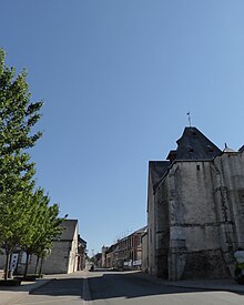 Rue de Chartres (RD 935).