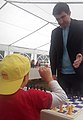 Wladimir Kramnik, 2017 im Kindergarten Möhrenbande