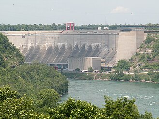 Staumauer des Niagara-Kraftwerkes