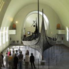 Osebergi laev Oslo viikingilaevade muuseumis