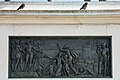 Bas-relief côté sud, représentant Henri IV faisant entrer des vivres dans Paris assiégé, détail, Musée Carnavalet[12].