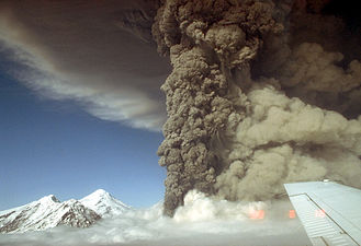 斯普爾火山的火山灰