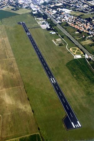Aeroporto di Foligno: pista d'atterraggio