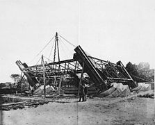 18 de julio de 1887, comienzo del pilar n.º 4.