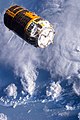 HTV-4 oddala się od ISS po odcumowaniu i wypuszczeniu przez Canadarm2