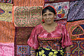 22. Kuna nő molákat árul Panamavárosban (javítás)/(csere)
