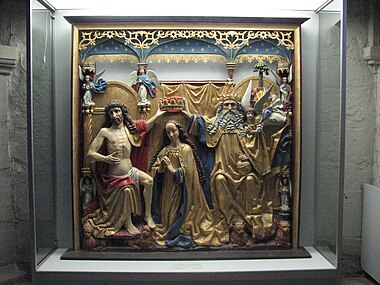 Kaarma kiriku altarikompositsioon "Püha Maarja kroonimine"