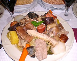 ポルトガル料理 コジード・ア・ポルトゥゲーザ Cozido à portuguesa（ポルトガル風 肉と野菜の煮込み）