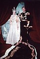Елизабет патшайым жұбайы — Эдинбург герцогі Филиппен бірге, 1953 жылдың маусым айы.