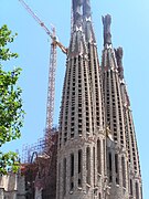 Tornavoces integrados en las torres de la Sagrada Familia de Barcelona