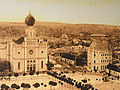 Az 1900-as évek elején még zsinagógaként működő épület. Érdemes megfigyelni az akkori hagymakupolát