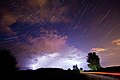 La constelación de Casiopea sobre una tormenta.