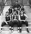 1909年 オクラホマのen:Chilocco Indian Agricultural Schoolのバスケットチーム