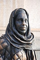 Margareta Krooks staty.
