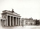 Palais Blücher Schwartz neben dem Brandenburger Tor an der Königgrätzer Straße, 1885