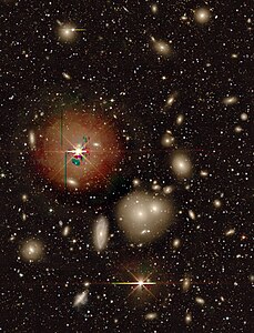 Legacy Surveys で撮像されたうみへび座銀河団。