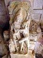 バーダーミ第3窟柱頭持ち送りのミトゥナ像