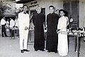 Giám mục Trần Văn Thiện tại lễ hôn phối của em trai là ông Trần Văn Trị