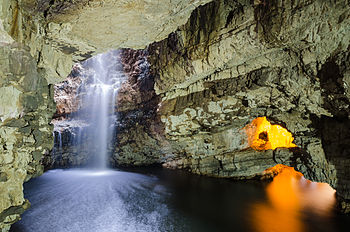 Second chambre de "Smoo Cave", à Durness, Sutherland, Highlands, Écosse