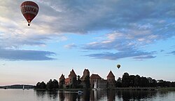 Gaisa baloni virs Traķiem