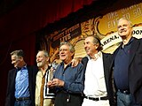 "Monty Pythons flygande cirkus" börjar sändas i brittisk TV den 5 oktober 1969, och den legendariska humorgruppen gör därmed sin entré. Bilden visar medlemmarna under senare år, förutom Graham Chapman som avled 1989.