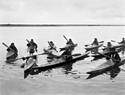 Eskimo's in kajaks, om 1929