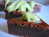 cocoa–avocado brownies