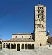 Galería y torre de la iglesia de San Esteban de Segovia