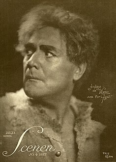Som Peer Gynt på Dramaten. (Omslag till Scenen 1927).