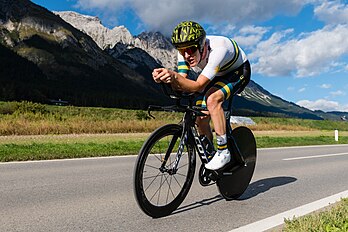 Callum Scotson da Austrália, competindo na prova de contrarrelógio masculina sub-23 do Campeonato Mundial de Ciclismo em Estrada de 2018 em Innsbruck, Áustria. (definição 4 848 × 3 232)