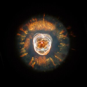 ハッブル宇宙望遠鏡で撮影されたエスキモー星雲